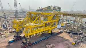 Roll Group SPMTs moving oversized module in Sohar Fabrication Yard, Oman