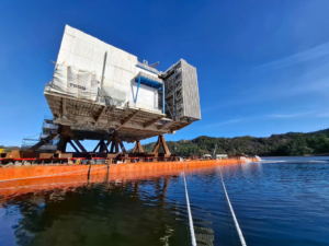 Sarens crew using 300-axle SPMTs to transport the 8,300-ton Hugin A Utility Module in Norway