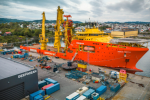 DeepOcean subsea installation vessel operating at Åsgård field