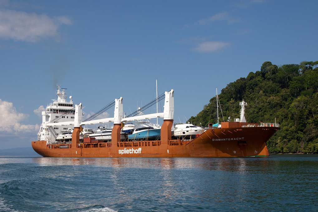 Echandia equips Spliethoff’s cargo vessels with energy storage systems to optimize efficiency during cargo operations.