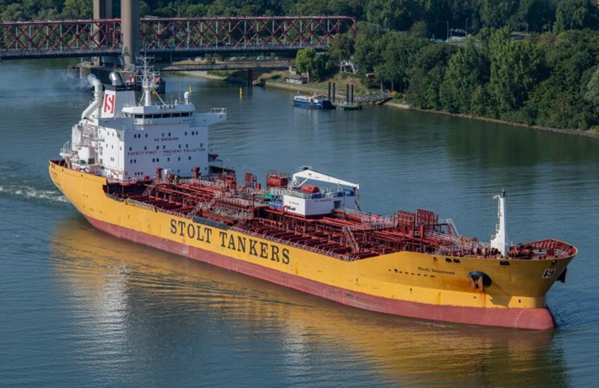 Stolt Sagaland repels armed pirate attack off Somali coast on 3 Nov 2025