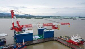 Sihang Yongsheng semi-submersible crane vessel delivered in Jiangmen, Guangdong